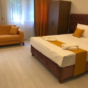 alt_1Big Peace Suites & Hotel
